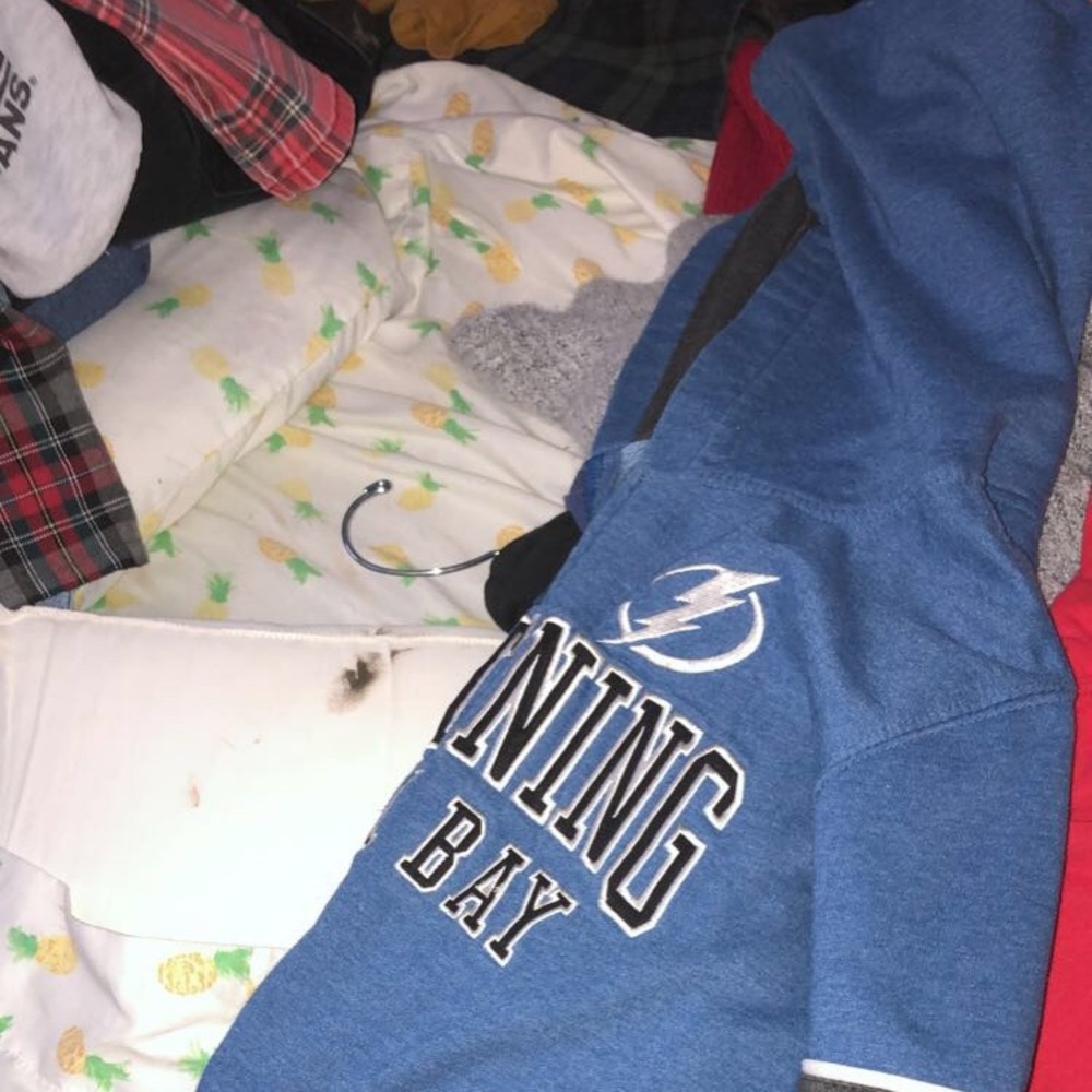 Lightning zip up